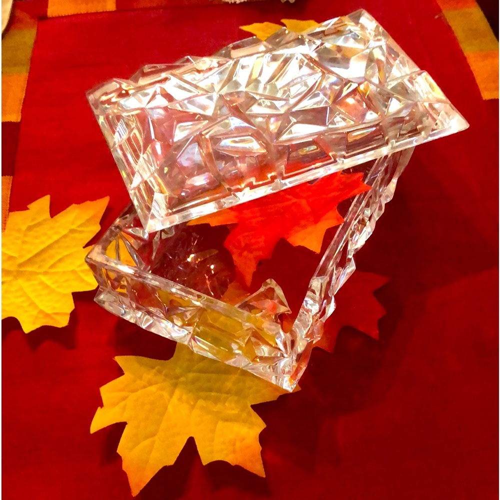 Tiffany crystal glass box